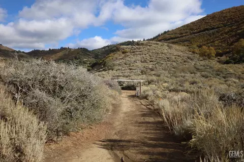 17401 Mountain Climber Way, Tehachapi, CA 93561 photo 11
