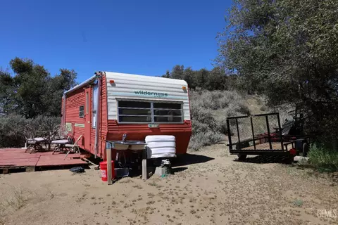 17401 Mountain Climber Way, Tehachapi, CA 93561 photo 3