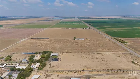 20904 Adobe Rd, Bakersfield, CA 93307 photo 11