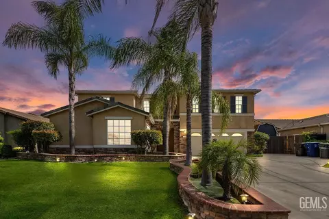 11703 Revolution Rd, Bakersfield, CA 93312