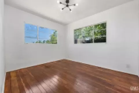 Bedroom - 704 B St, Taft, CA 93268 photo 3 of 3