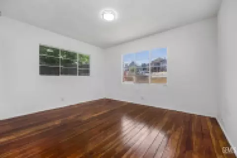 Other - 704 B St, Taft, CA 93268 photo 7 of 7