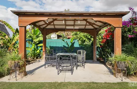 Exterior - 140 Langford Ave, Arvin, CA 93203 photo 2 of 11