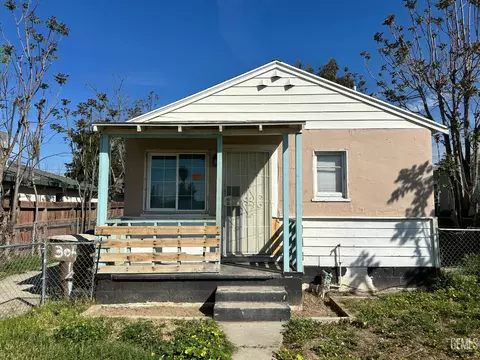 304 Woodrow Ave, Bakersfield, CA 93308