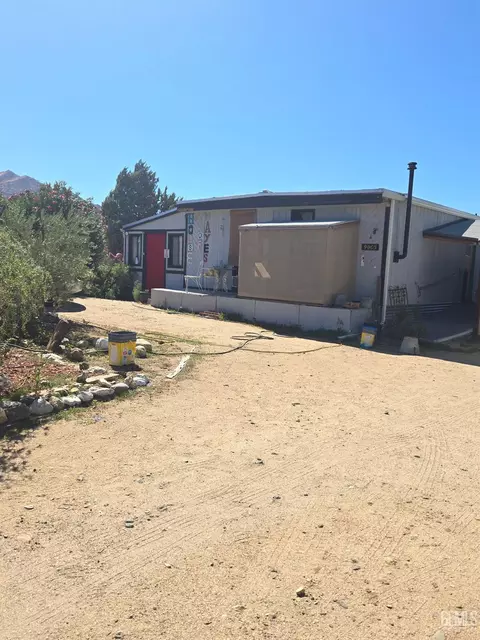 9005 Apache, Weldon, CA 93283 photo 1