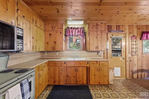 Kitchen - 45888 Booth Ave, Posey, CA 93260 photo 2 of 4