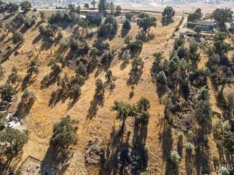 26981 Oakflat Dr, Tehachapi, CA 93561 photo 14