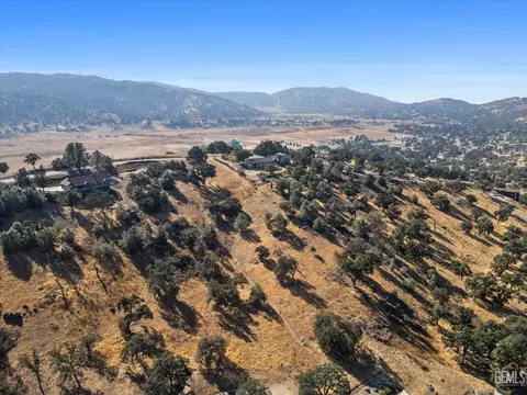 26981 Oakflat Dr, Tehachapi, CA 93561 photo 10