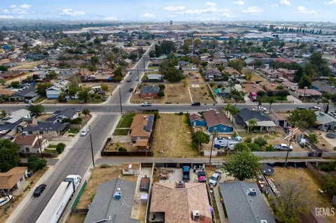 142 Northrup St, Bakersfield, CA 93307 photo 9