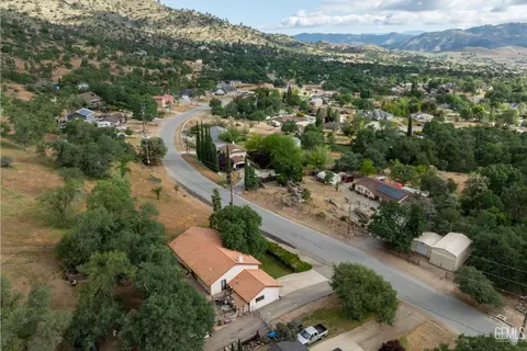 22217 Valley Vista Dr, Tehachapi, CA 93561 photo 14
