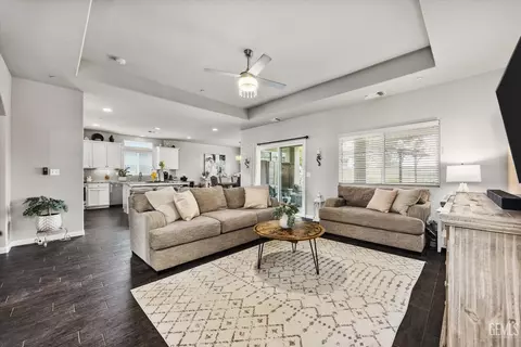 7417 Carson River Rd, Bakersfield, CA 93311 photo 4