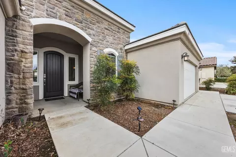 7417 Carson River Rd, Bakersfield, CA 93311 photo 3