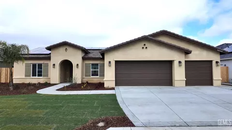 16722 Chloe Ct, Bakersfield, CA 93314