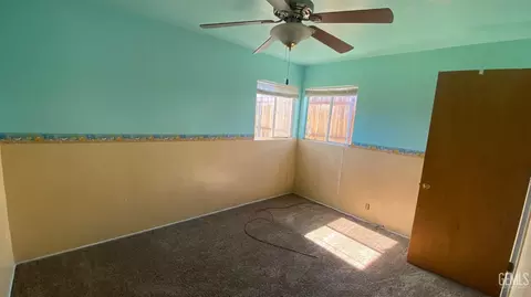 Bedroom - 105 D St, Taft, CA 93268 photo 5 of 6