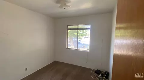 Bedroom - 105 D St, Taft, CA 93268 photo 1 of 6