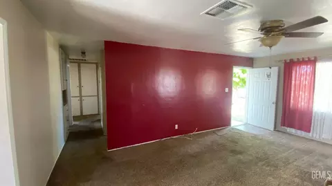Other - 105 D St, Taft, CA 93268 photo 3 of 5