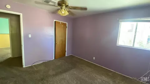 Bedroom - 105 D St, Taft, CA 93268 photo 4 of 6