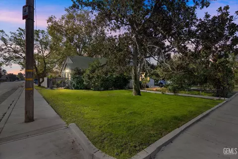 235 Jefferson St, Bakersfield, CA 93305