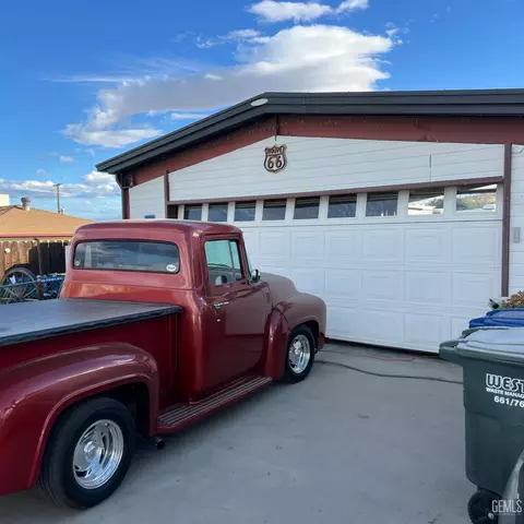 809 Buena Vista St, Taft, CA 93268 photo 6