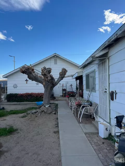 809 Buena Vista St, Taft, CA 93268 photo 16