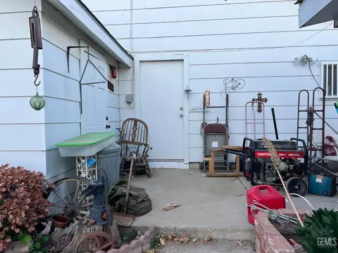809 Buena Vista St, Taft, CA 93268 photo 18