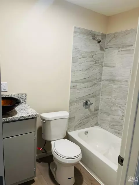 412 Pierce St, Taft, CA 93268 photo 18