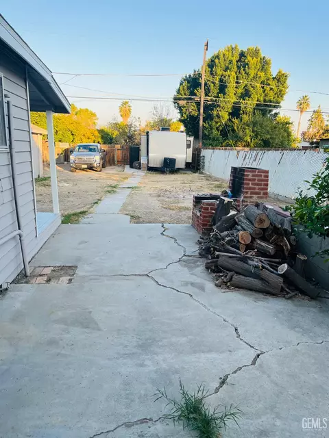 412 Pierce St, Taft, CA 93268 photo 20