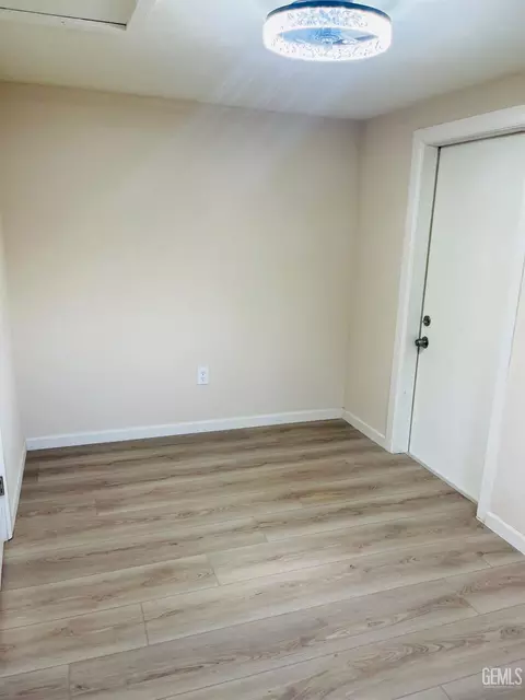 412 Pierce St, Taft, CA 93268 photo 14
