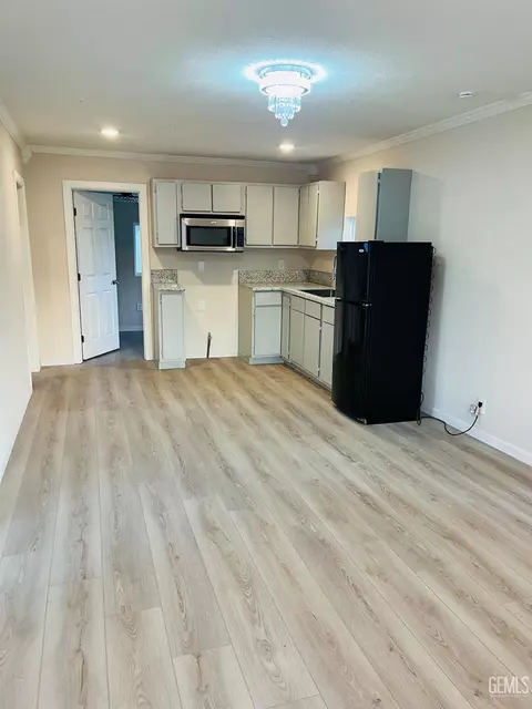 412 Pierce St, Taft, CA 93268 photo 10