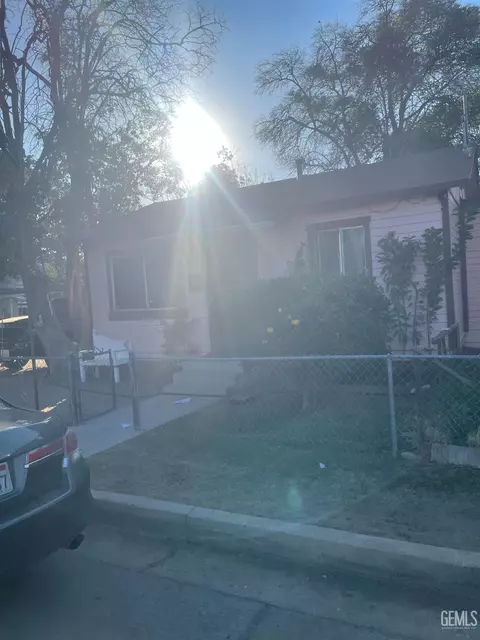 339 Maple Ave, Wasco, CA 93280 photo 6