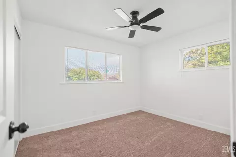 Bedroom - 402 W A St, Tehachapi, CA 93561 photo 3 of 3