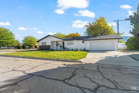 Other - 402 W A St, Tehachapi, CA 93561 photo 1 of 9