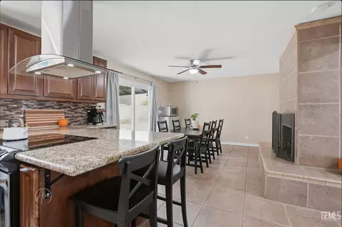 517 Grant Ter, Taft, CA 93268 photo 5