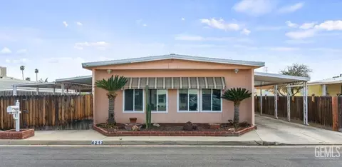 4213 Prince St, Bakersfield, CA 93301