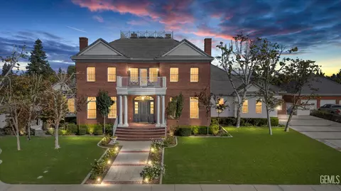 10808 Kendall Way, Bakersfield, CA 93311