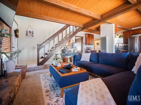 25001 Paramount Dr, Tehachapi, CA 93561 photo 12