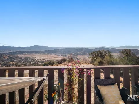 25001 Paramount Dr, Tehachapi, CA 93561 photo 29