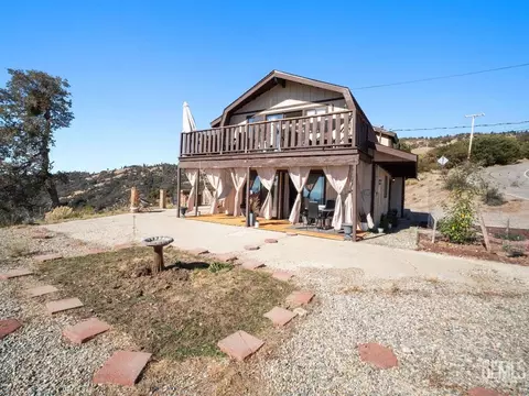 25001 Paramount Dr, Tehachapi, CA 93561 photo 32