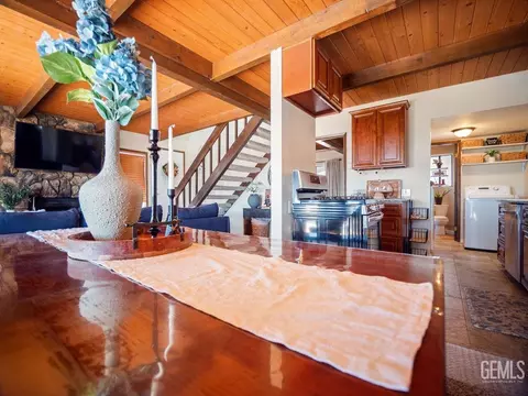 25001 Paramount Dr, Tehachapi, CA 93561 photo 11