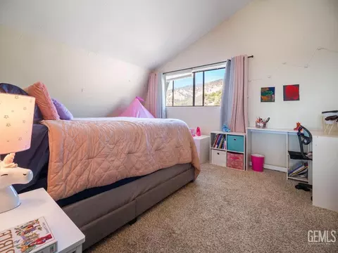 25001 Paramount Dr, Tehachapi, CA 93561 photo 24