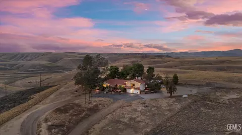 9602 Morningside Ct, Bakersfield, CA 93306