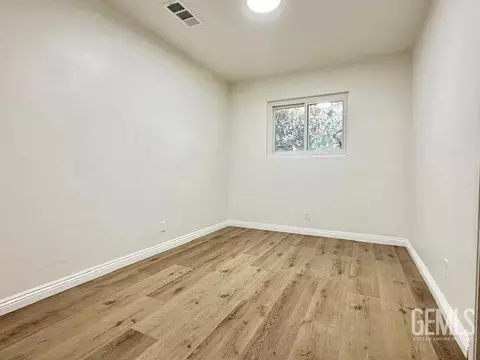 Bedroom - 421 Curtis Ave, Shafter, CA 93263 photo 2 of 3