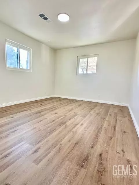 Bedroom - 421 Curtis Ave, Shafter, CA 93263 photo 3 of 3