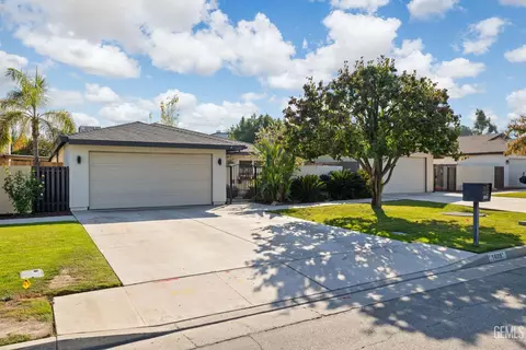 5609 Arbor Ct, Bakersfield, CA 93309