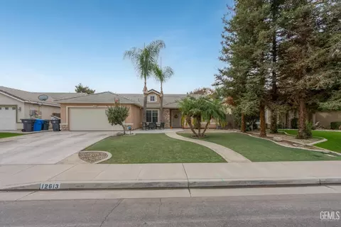 12613 Lavina Ave, Bakersfield, CA 93312