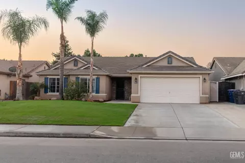 12709 W Spoleto Ave, Bakersfield, CA 93312
