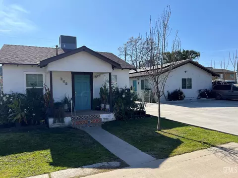 113 Decatur St, Bakersfield, CA 93308