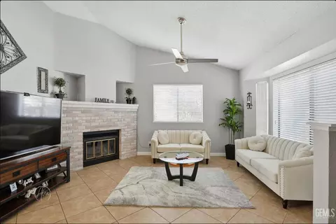 Other - 4501 Gorbett Ln, Bakersfield, CA 93311 photo 4 of 7