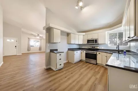 Other - 203 Pierce St, Taft, CA 93268 photo 6 of 6