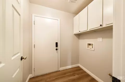 Other - 203 Pierce St, Taft, CA 93268 photo 1 of 6